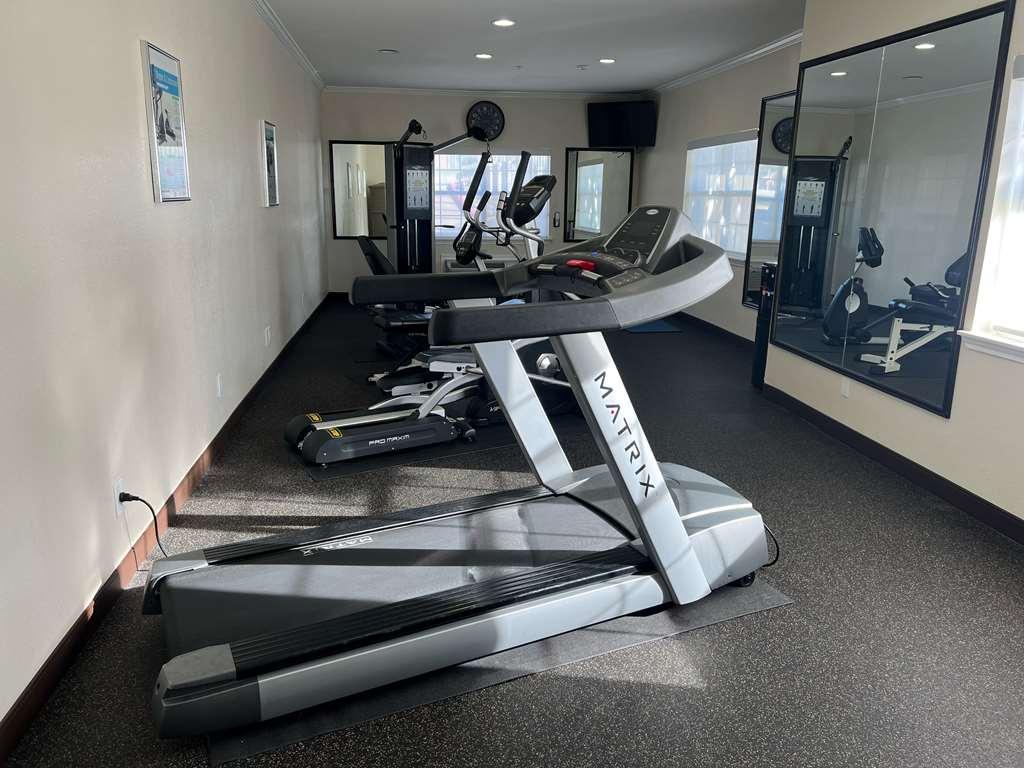 Best Western Plus Lake Worth Удобства фото