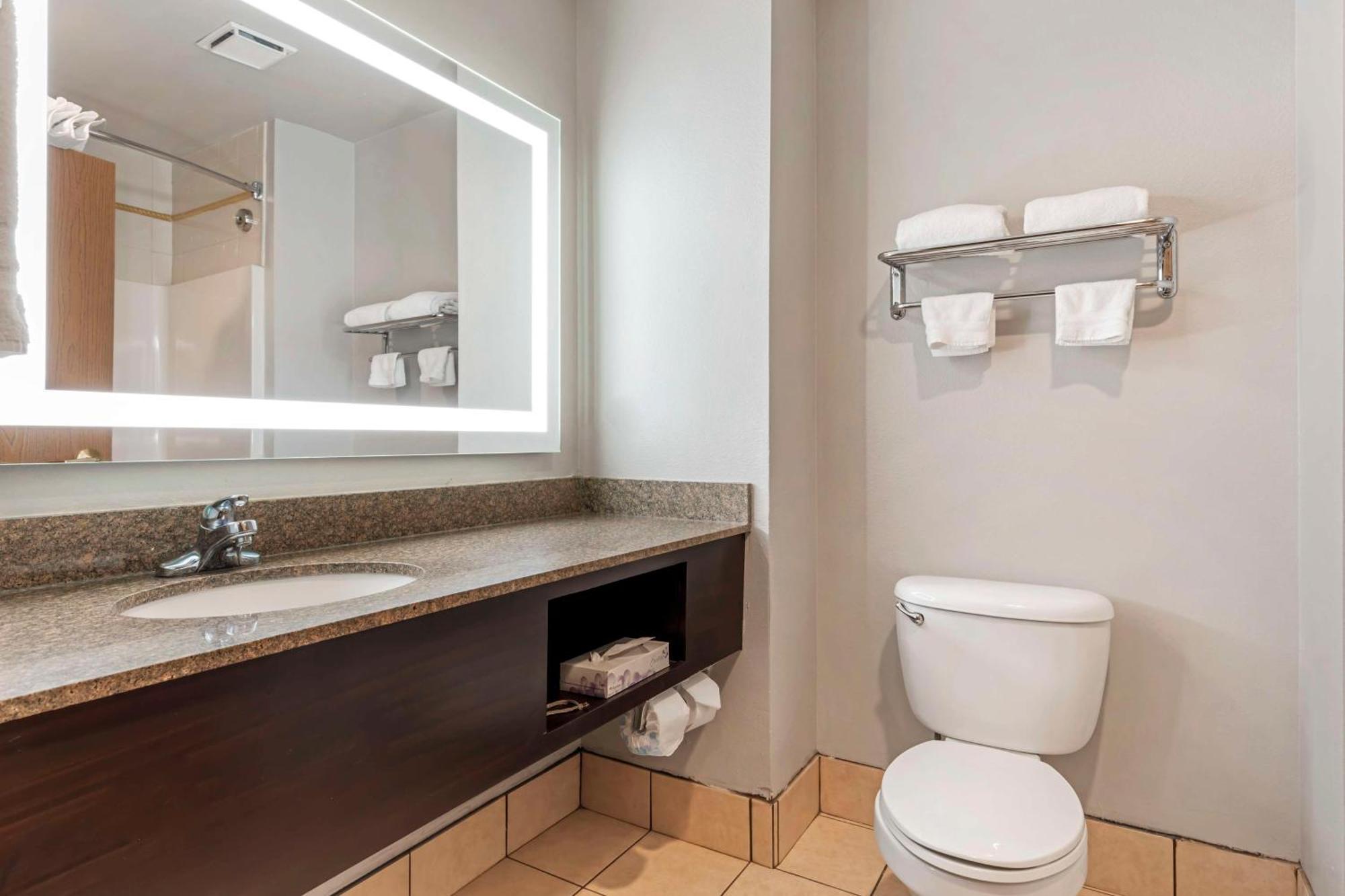 Best Western Plus Lake Worth Экстерьер фото