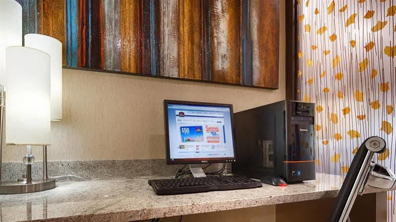 Best Western Plus Lake Worth Экстерьер фото