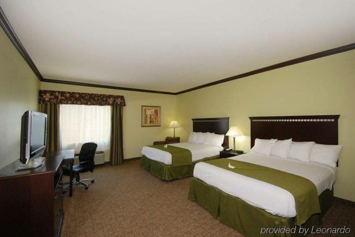 Best Western Plus Lake Worth Экстерьер фото